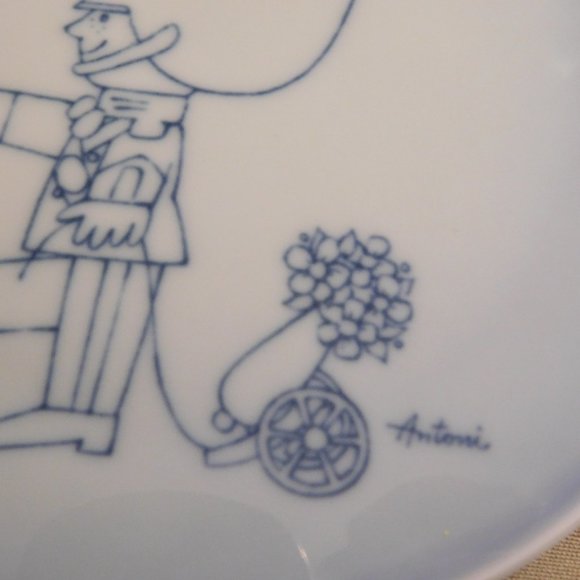 Copenhagen Porcelain B & G Design Antoni Plate - Picture 4 of 8